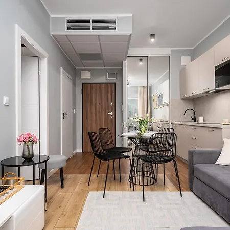Appartement Prymasa Tysiaclecia 83a By Perfectapart 529 Free Parking *